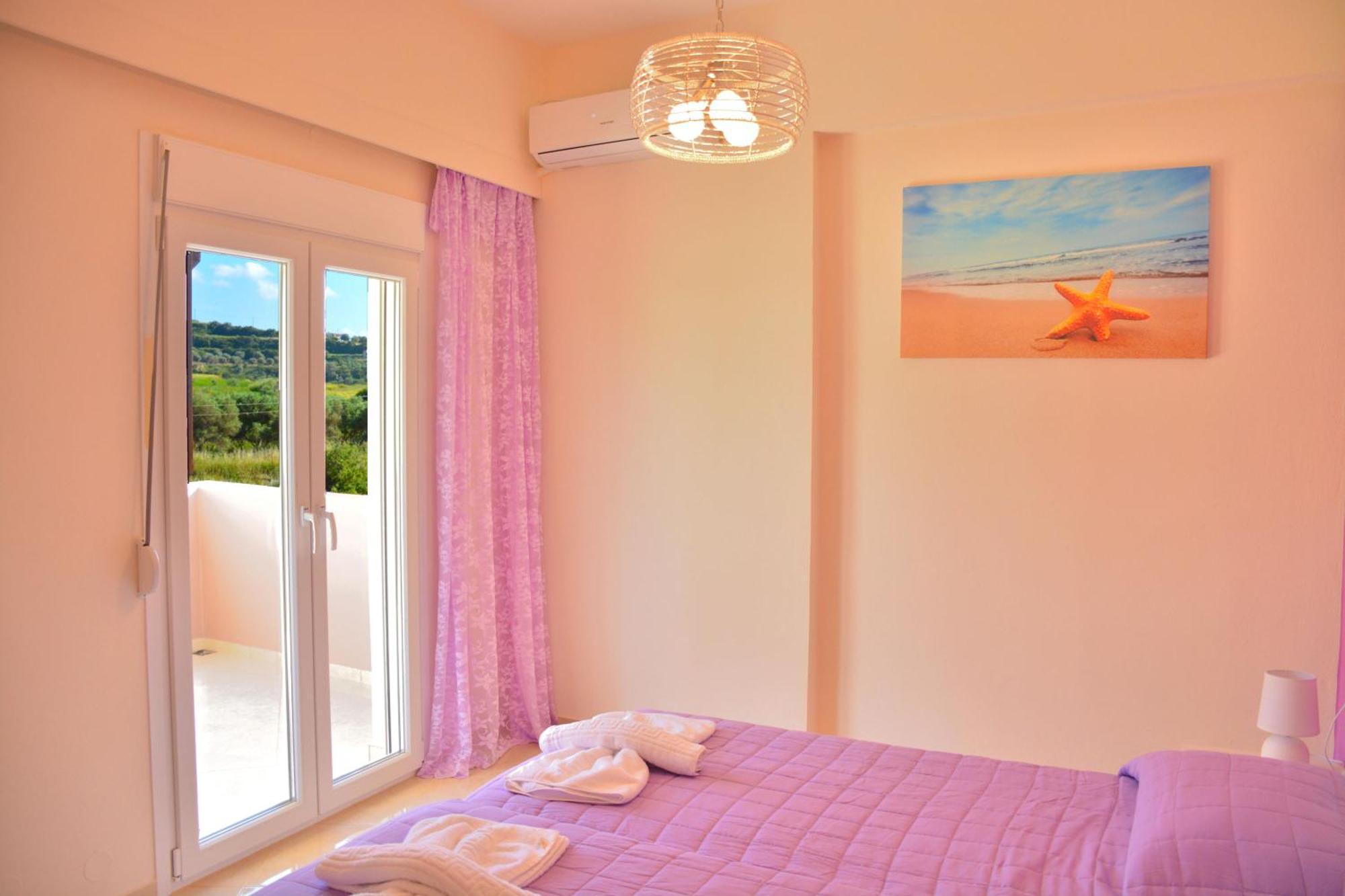 Luxury Suites In Stavromenos Bagian luar foto